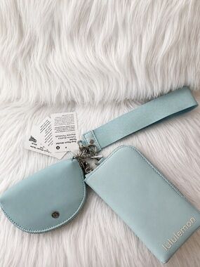 Lululemon Dual Pouch Wristlet *Wallet